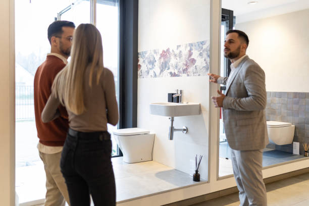 istock Young couple interested in buying bath depot 1465298391