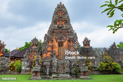 istock Details of traditional balinese hindu temple. 1465374510