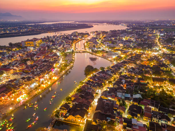 aerial view of hoi an ancient town of vietnam - marble mountains imagens e fotografias de stock