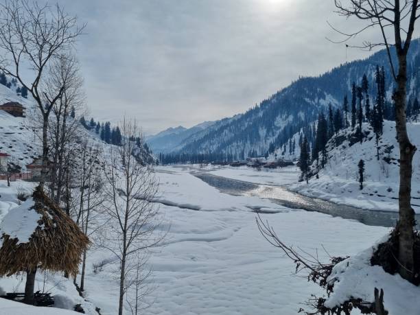istock A snow covered River Neelum , Neelum Valley AJK , Beautiful Winters Snowfall 1465451327