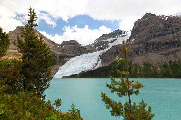 istock Berg lake against mountains 1465470733