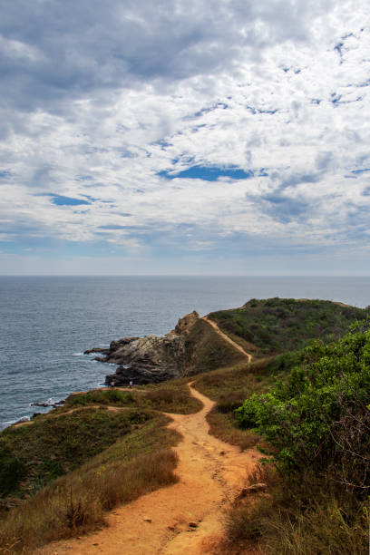 istock Mesmerizing view of a beautiful seascape against a cloudy sky 1465497395