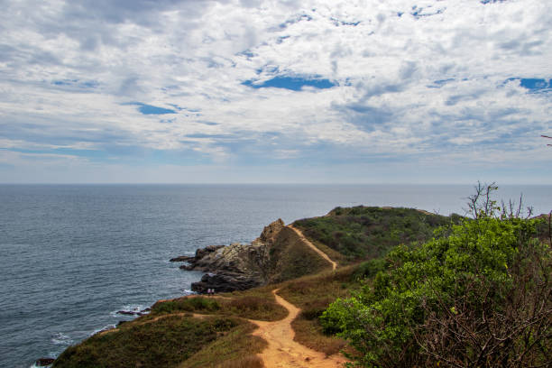istock Mesmerizing view of a beautiful seascape against a cloudy sky 1465497396