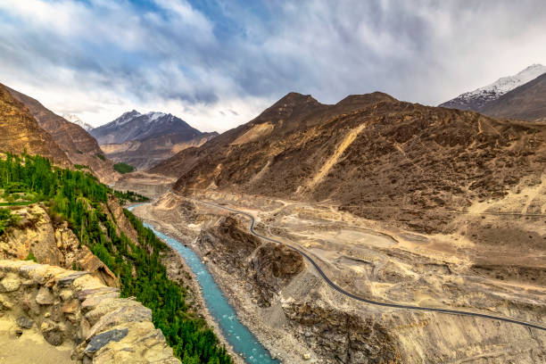 istock Karakoram Highway and Hunza River 1465509114
