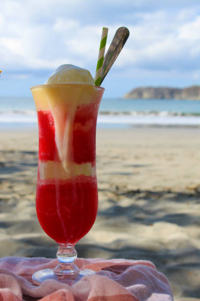 istock Cocktail with exotic fruits 1465539865