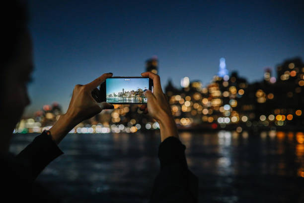 istock Taking a shot of NYC with a smartphone 1465570575