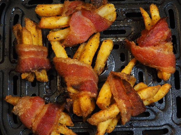 istock Bacon Roll French Fries 1465585401