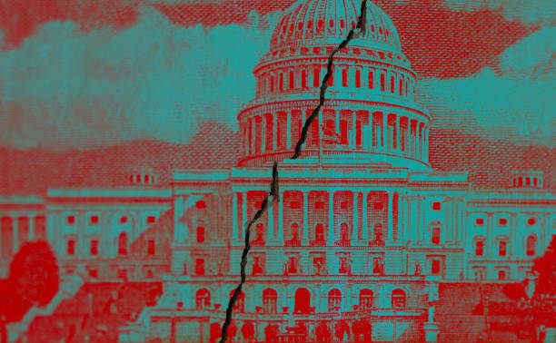 Alt-Right and Partisan Politics in Washington Alt-Right and Partisan Politics in Washington, Divided Politics in Modern American Politicians government-shutdown stock pictures, royalty-free photos & images