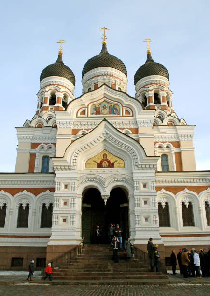 タリン,エストニアのアレクサンドル・ネフスキー大聖堂 - alexander wilson ストックフォトと画像
