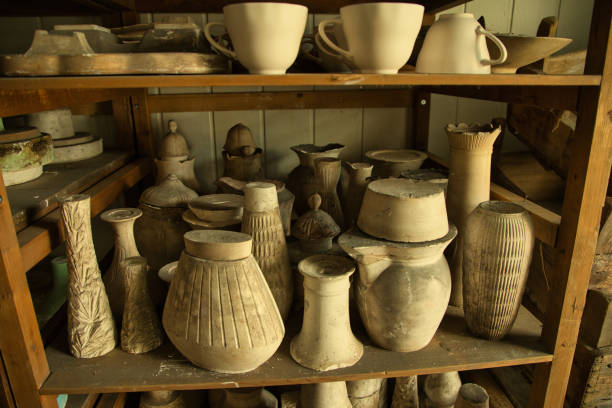 istock Old porcelain crockery 1465636761