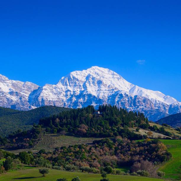 istock Erymanthos mountain range covered in snow during sunny winter day 1465797534
