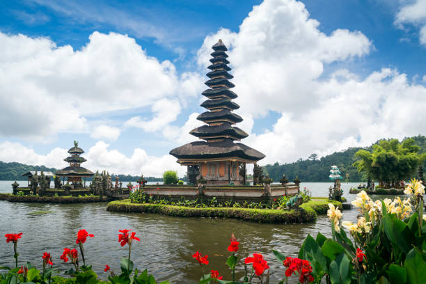 istock Pura Ulun Danu temple 1465816462
