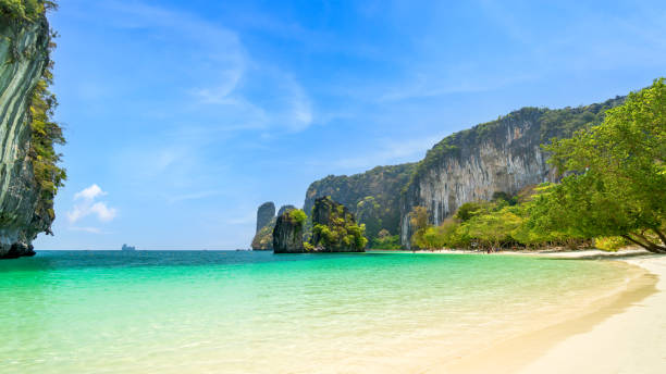 istock Ko Hong island and exotic beach with mountain cliff, with crysta 1465822630