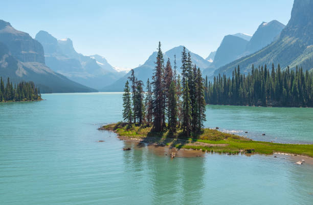 istock Spirit Island, Jasper, Canada 1466001427