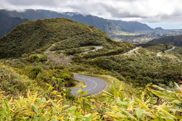 istock winding road, la reunion island 1466025799