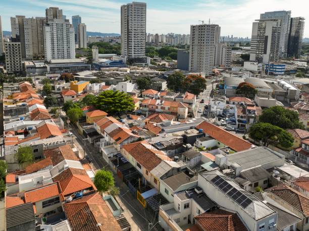 istock Barra Funda Neiborhood 1466106419