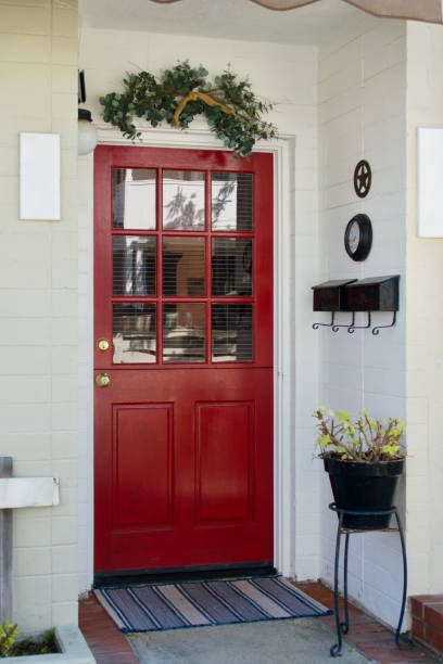 istock Vintage front door of a charming cottage 1466145087