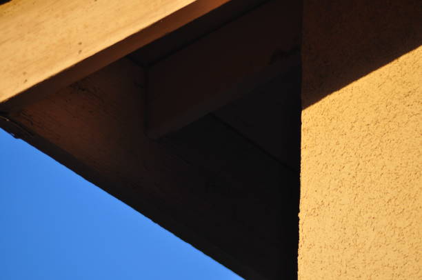You can recognize stucco and wood, the rest is colorful air.