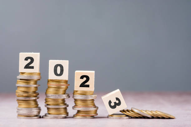 istock Economic recession in 2023, a business run down 1466381142