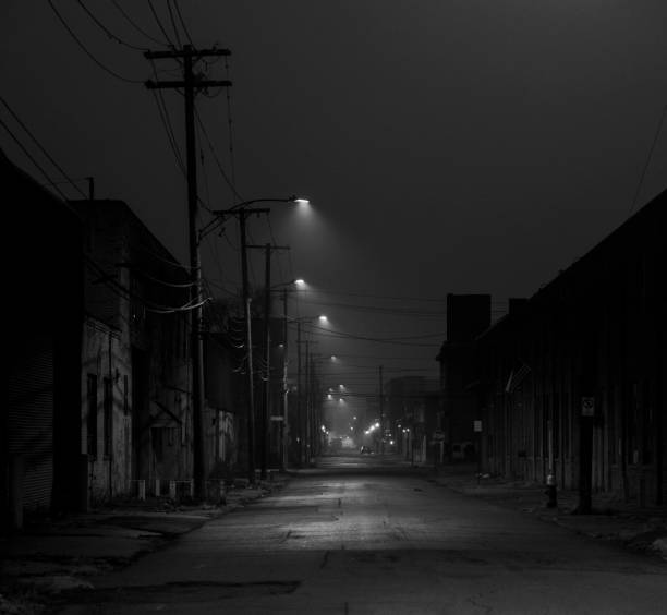 istock Detroit Side Street at Night 1466426824