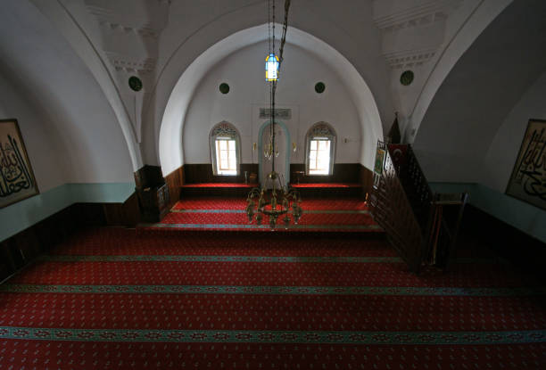 istock Orhan Gazi Mosque 1466449188