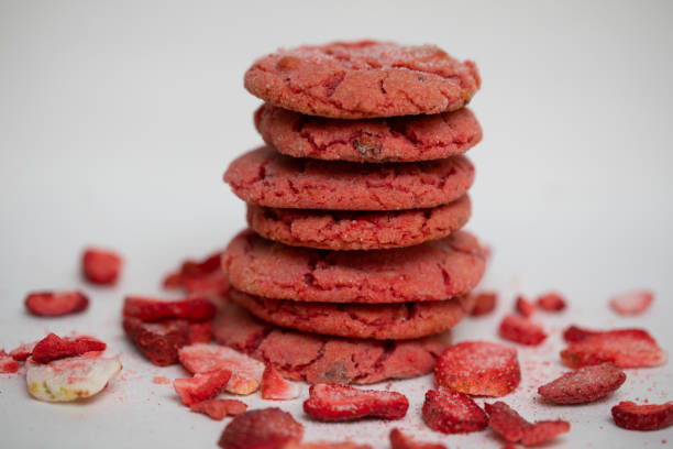 istock Strawberry Cookies 1466521654