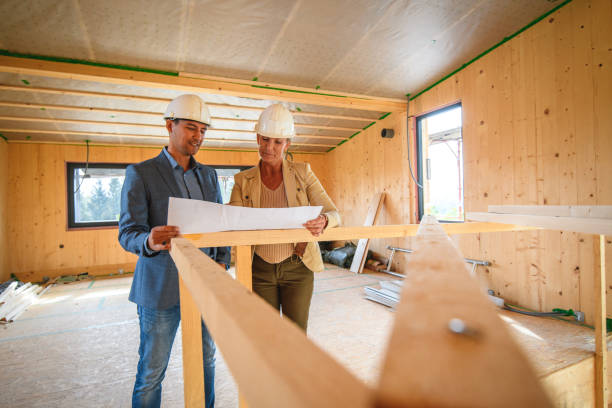istock Homeowner And Project Manager In A Business Meeting 1466543006