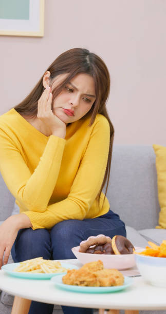 istock Asian girl on diet 1466586114