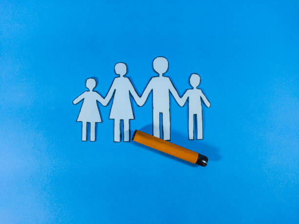 istock smoking electronic cigarettes for the family 1466610562