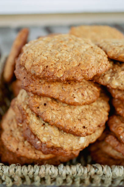 istock Oat flakes and honey cookies 1466648753