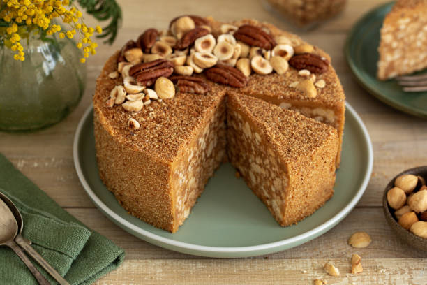 istock slice of caramel biscuit cake 1466673712