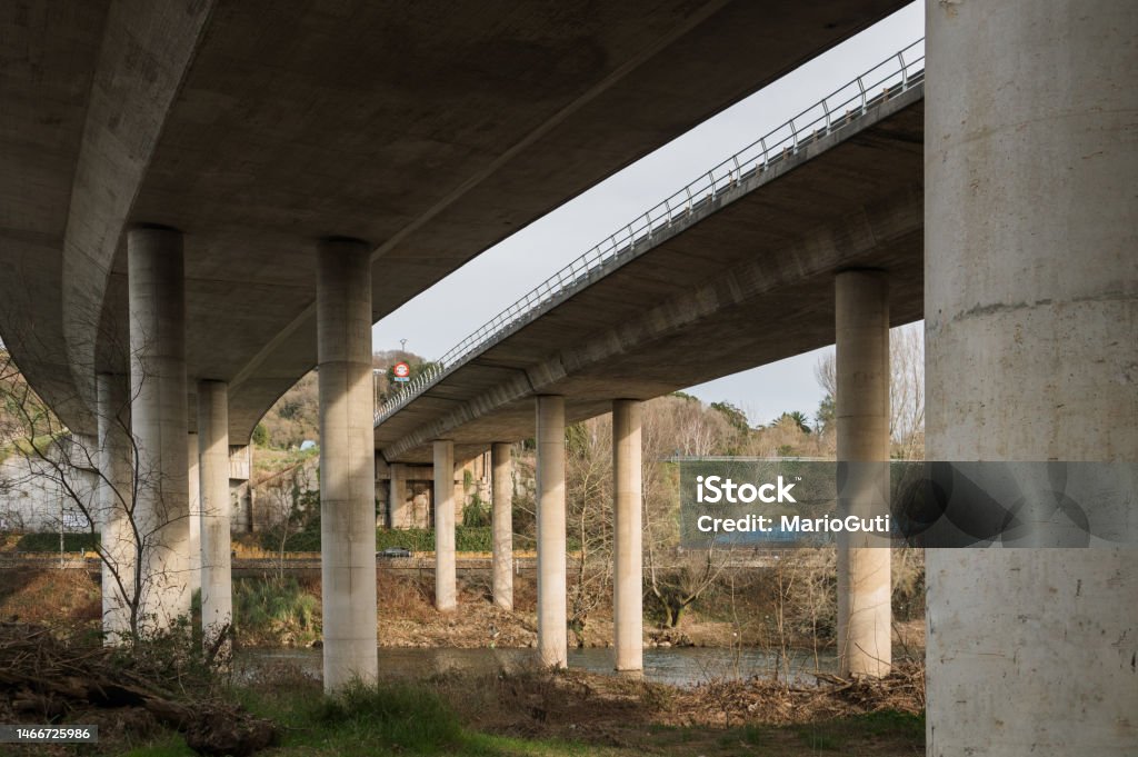 Highway Bridge Overview Highway Bridges Stock Photo - Download Image Now - Architecture, Bridge ...