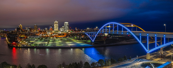 The beautiful cityscape of Milwaukee on a cloudy night.