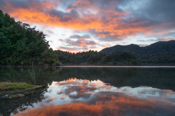 istock Lake Waikaremoana Sunrise 1466960223