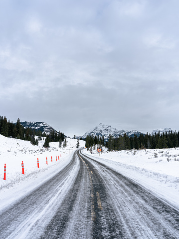 Driving through Yellowstone National Park during deep winters