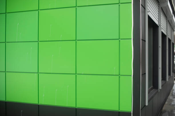 istock Green building. One-storey office. Paneling. 1466991244