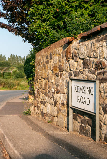 istock Kemsing Road at Wrotham in Kent, England 1467052902