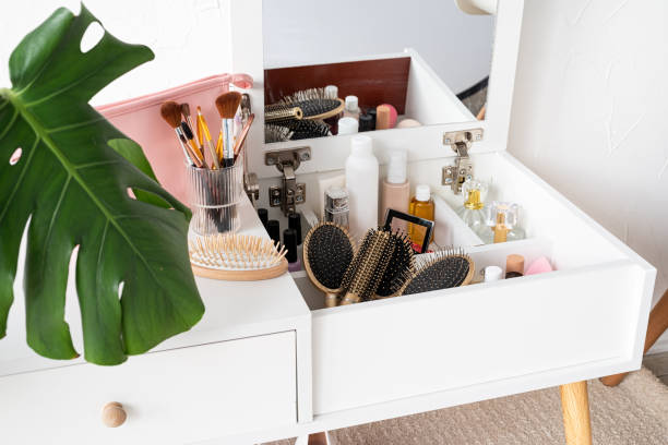 istock Stylish room interior with elegant dressing table and plants 1467080744