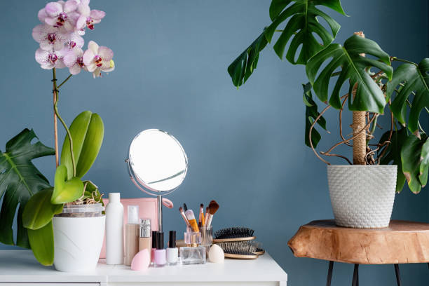 istock Stylish room interior with elegant dressing table and plants 1467084485