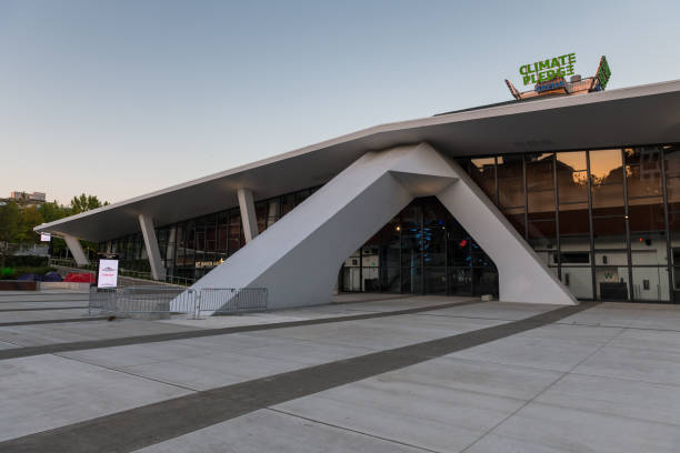 climate pledge arena - keyarena imagens e fotografias de stock