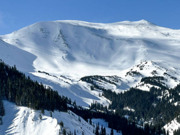 istock Snow covered mountains in Aspen, Colorado 1467162789