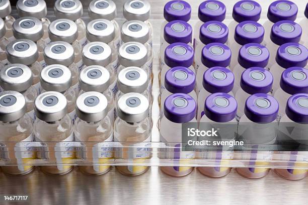 Foto de Injectable Drogas e mais fotos de stock de Remédio - Remédio, Frasco, Insulina