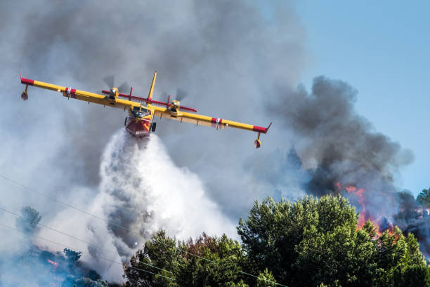 istock Aerial Firefighter Cl-415 Canadair 1467188166