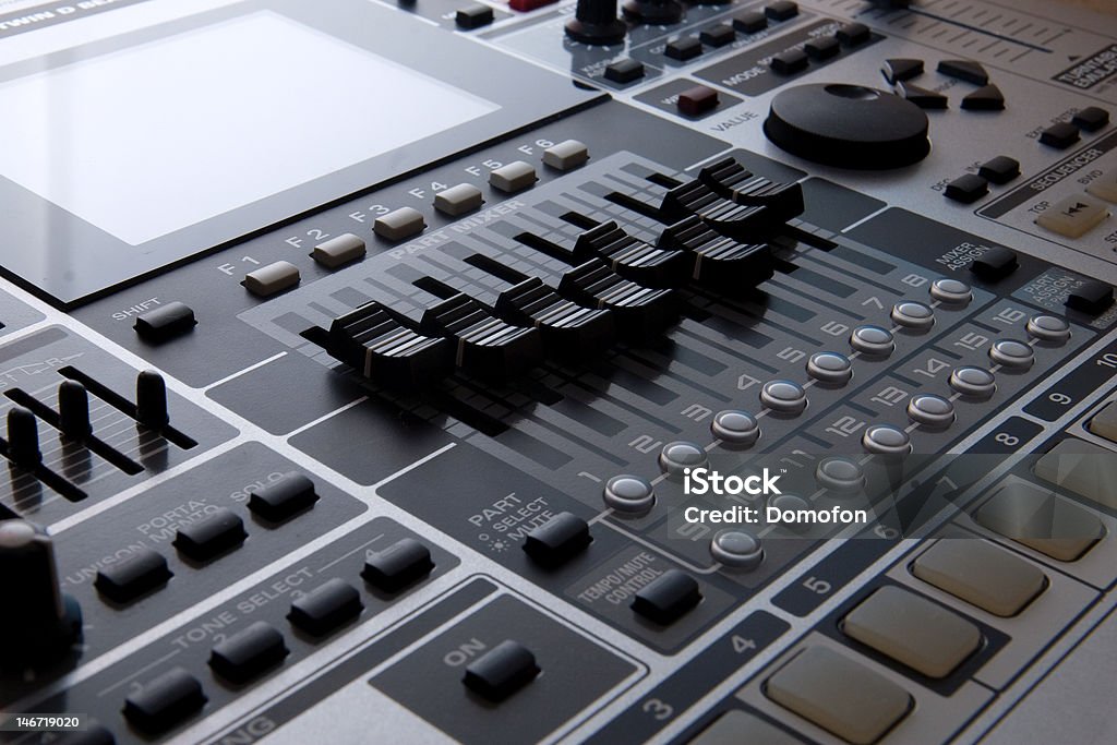 Professional Workstation musica - Foto stock royalty-free di Apparecchiatura di registrazione del suono
