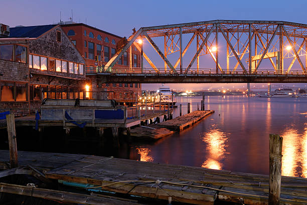 istock Bridge in the Early Morning 146722379
