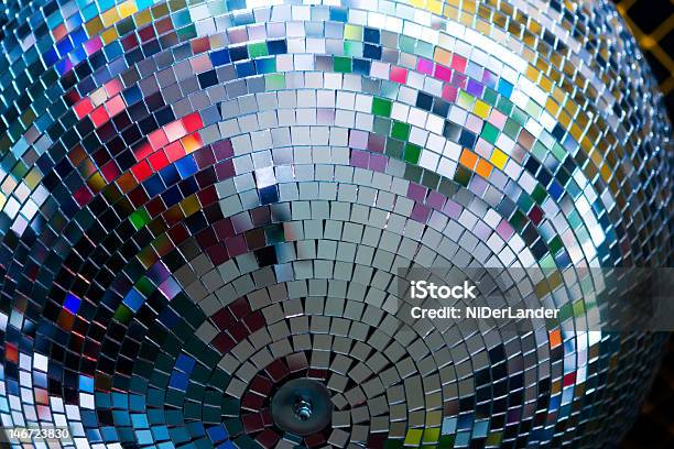 Discoball - Fotografias de stock e mais imagens de Globo Espelhado - Globo Espelhado, Plano de Fundo, Arte, Cultura e Espetáculo