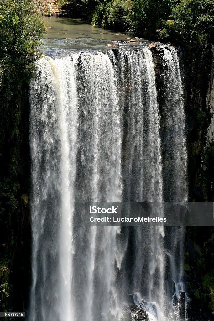 водопад - Стоковые фото Белый роялти-фри