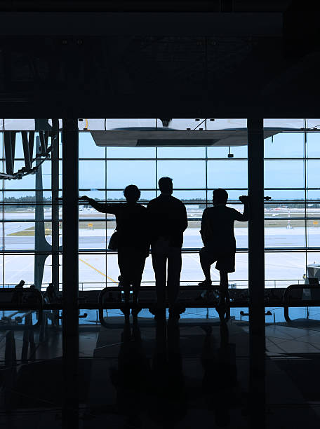 istock people in the airport 146728584