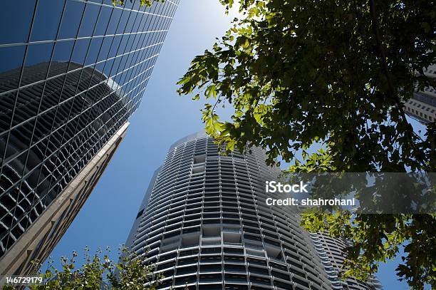 Modernes Gebäude Stockfoto und mehr Bilder von Außenaufnahme von Gebäuden - Außenaufnahme von Gebäuden, Blick nach oben, Untersicht