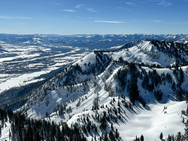 istock Snowy mountains in Jackson Hole, WY 1467314408